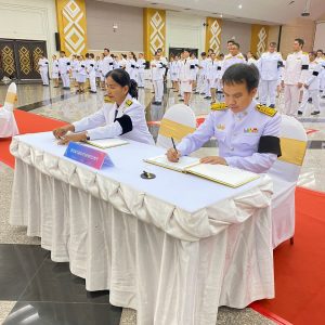 LINE_ALBUM_3869_260803_21